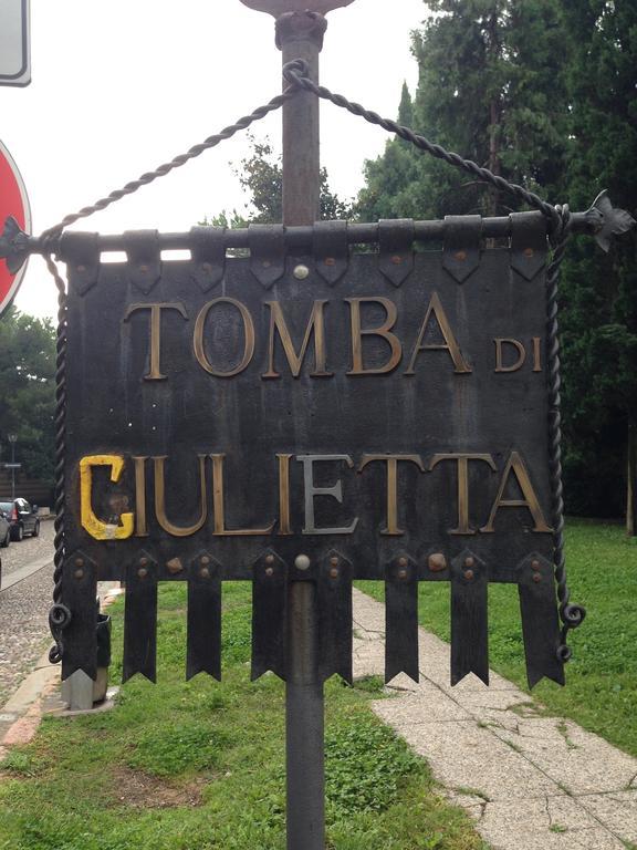Alla Tomba Di Giulietta فيرونا المظهر الخارجي الصورة